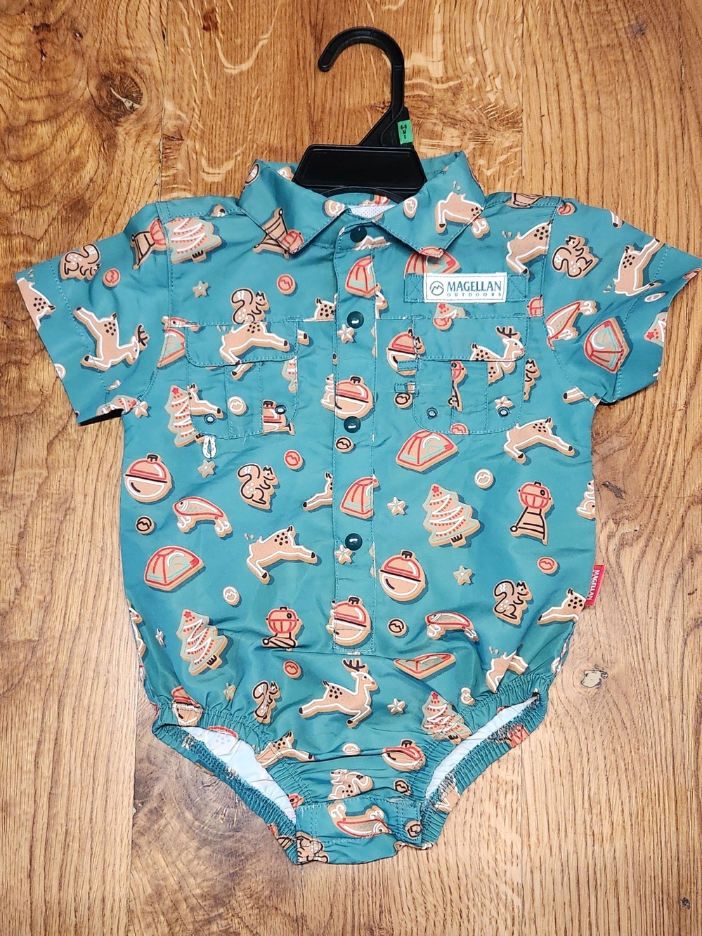 Magellan Outdoors Gingerbread Bobbers Christmas Short-Sleeve Onesie Romper 6-9 M